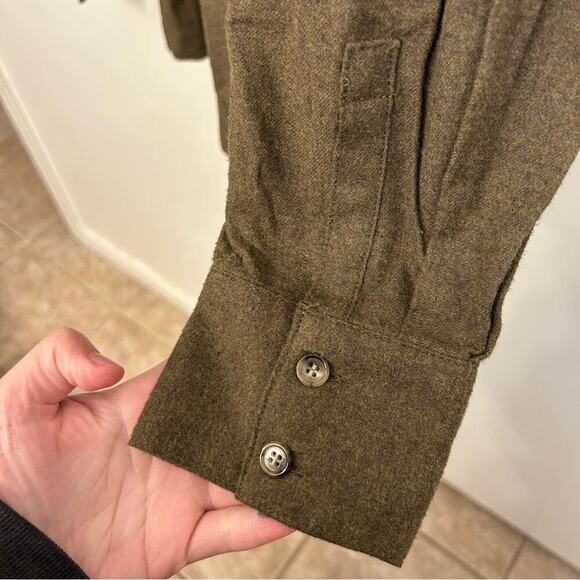 Banana Republic Piazza Flannel Shirt Olive Green Women's Size M - Picture 6 of 7